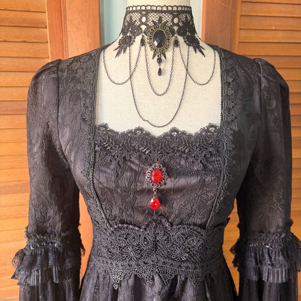 Dark in Love Gothic Victorian Vampire Medieval Ophelia's Pleasures Dress - Picture 3 of 17